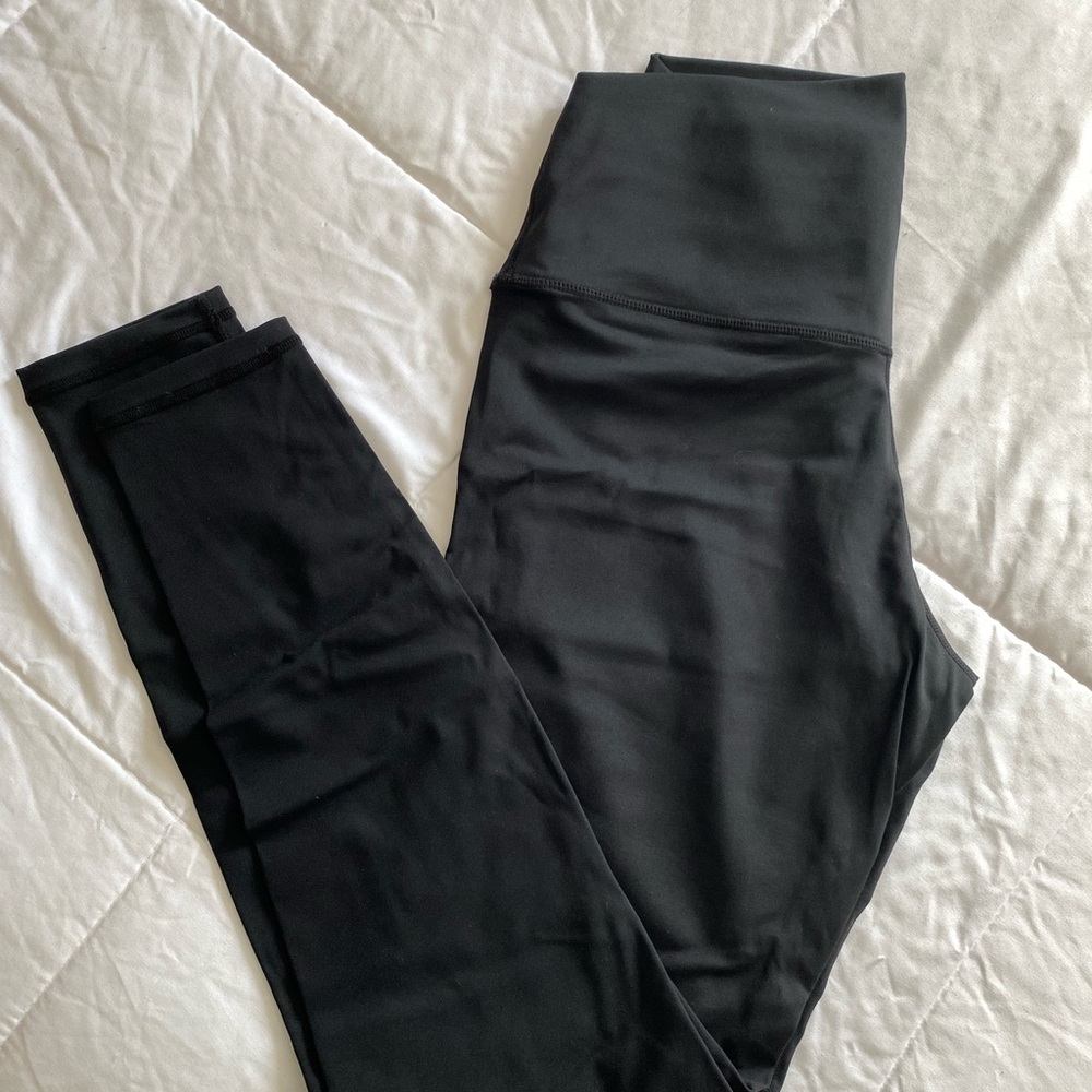 Colorfulkoala Black High-Waisted Leggings